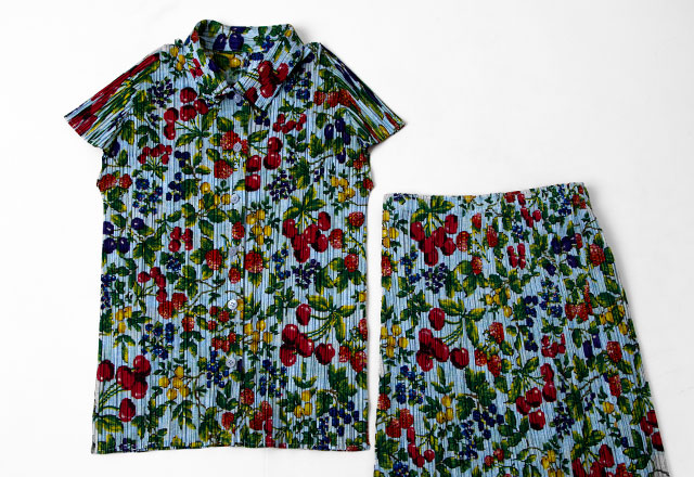 PLEATS PLEASE ISSEY MIYAKE Botanical Printed Pleats Shirt & Skirt