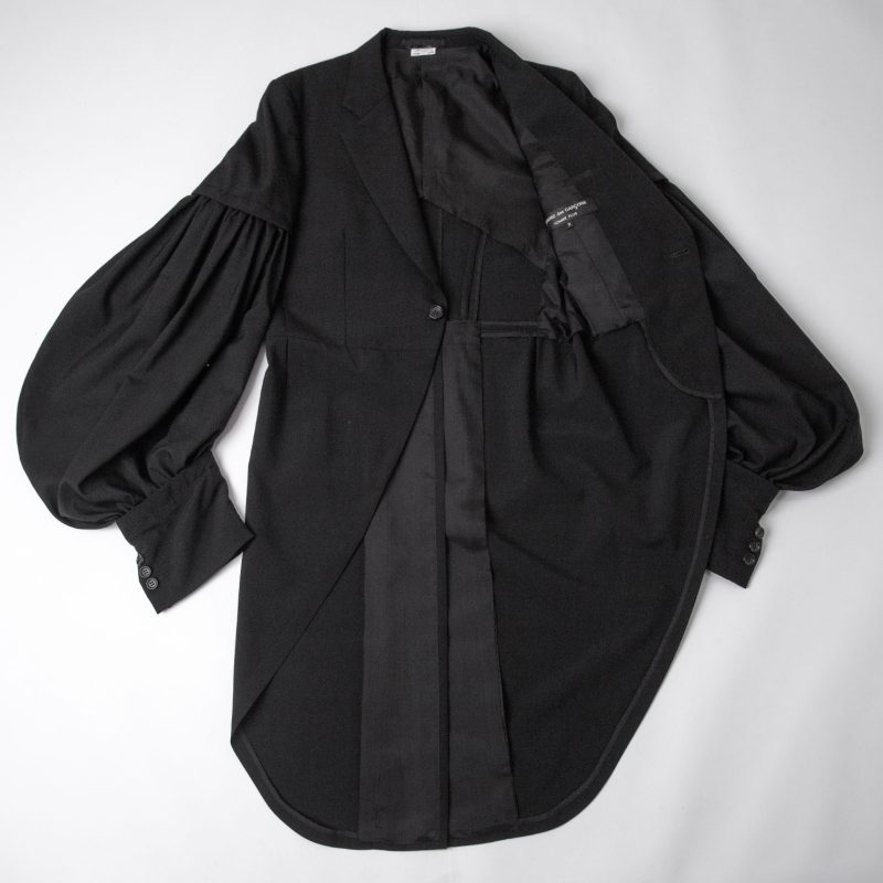 COMME des GARCONS HOMME PLUS Wide Shirring Sleeve Long Tail Jacket