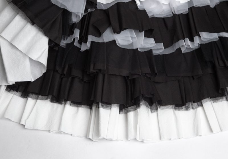 2021A/W COMME des GARCONS Graphic Printed Frill Inside Flare Skirt