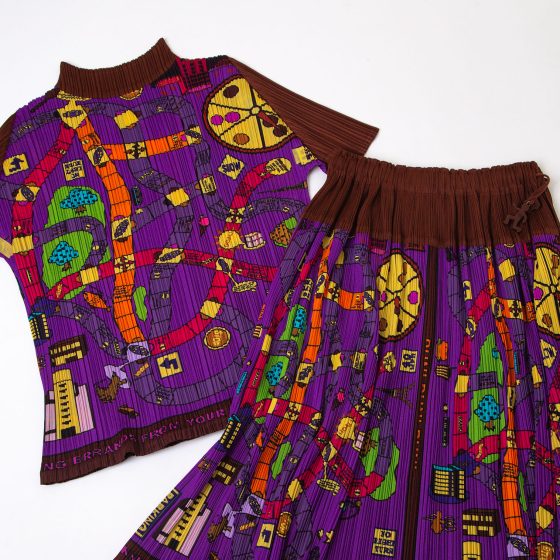 PLEATS PLEASE ISSEY MIYAKE Printed Top & Skirt